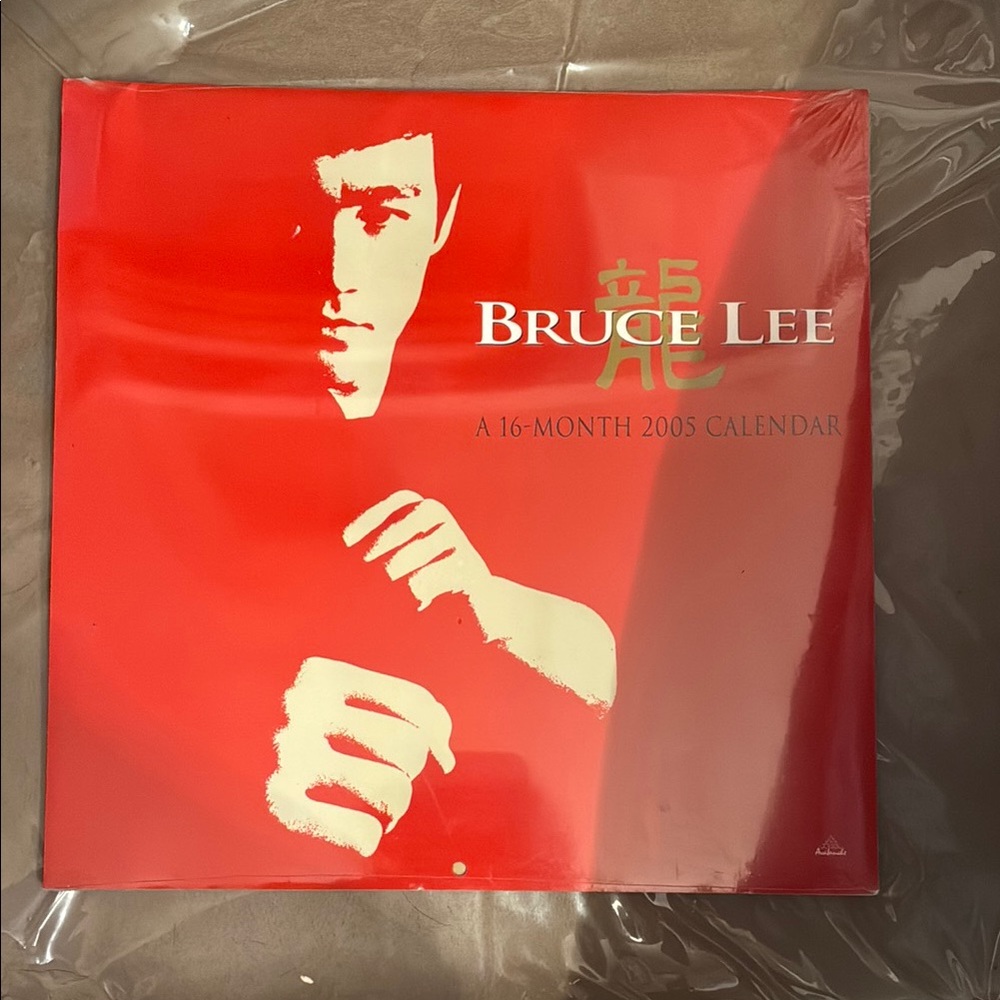 Bruce Lee Rare 2005 16-Month Red Color Calendar